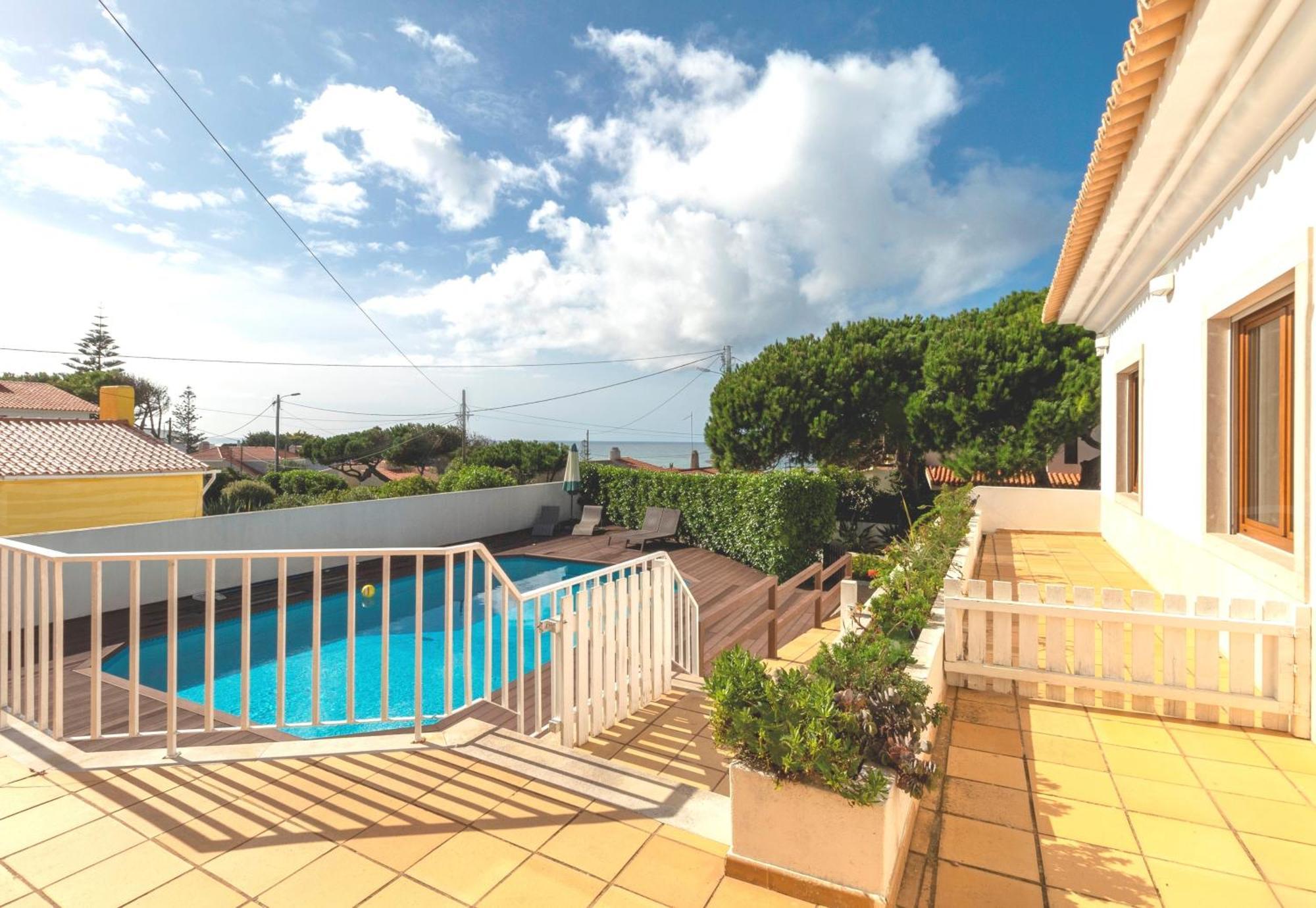 Colares Beach House, Pool Child Friendly Екстериор снимка